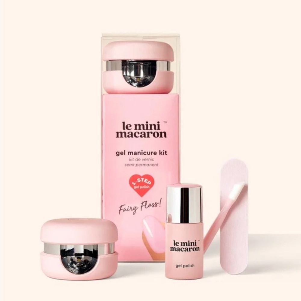 Le Mini Macaron Gel Manicure Kit in Fairy Floss